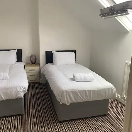 Holiday home Spacious House With 3 Ensuite Bedrooms In
